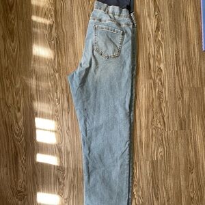 Time and Tru Light Blue Relaxed maternity Jeans